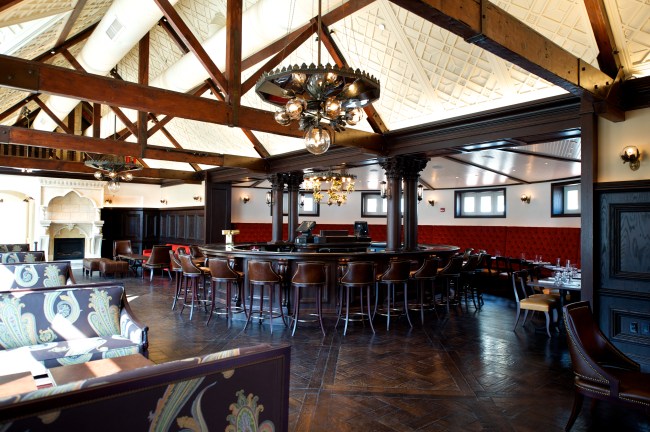 Tavern on the Green Bar Room 1