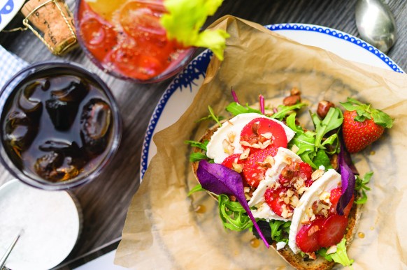 EatFirst Berlin Brunch Sourdough Strawberry Goats Cheese with Sandows ColdBrew and Bloody Mary